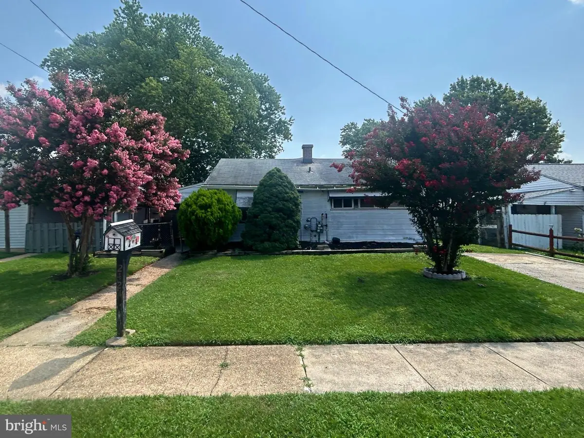 2421 Saratoga Ave, Baltimore, MD 21227 - #1