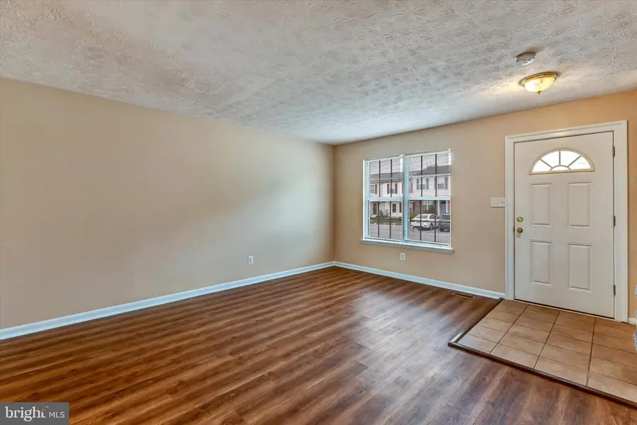 73 Chelmsford Ct, Middle River, MD 21220 - #3