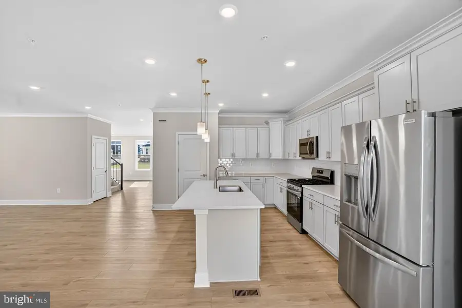 617 Harrington St, Middle River, MD 21220 - #2