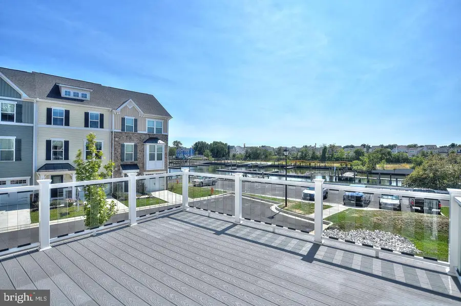 8233 Secluded Cove Ln, Baltimore, MD 21204 - #3