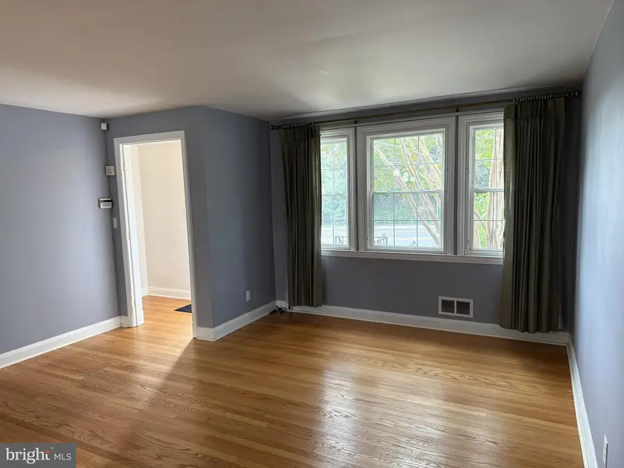 6018 Edmondson Ave, Catonsville, MD 21228 - #2