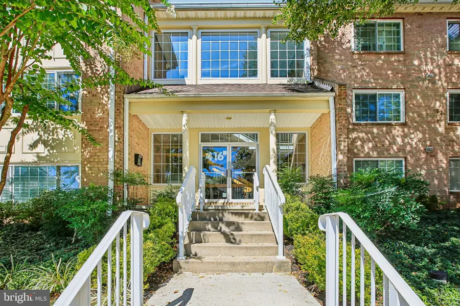 416 Rockfleet Rd #201, Lutherville Timonium, MD 21093 - #2