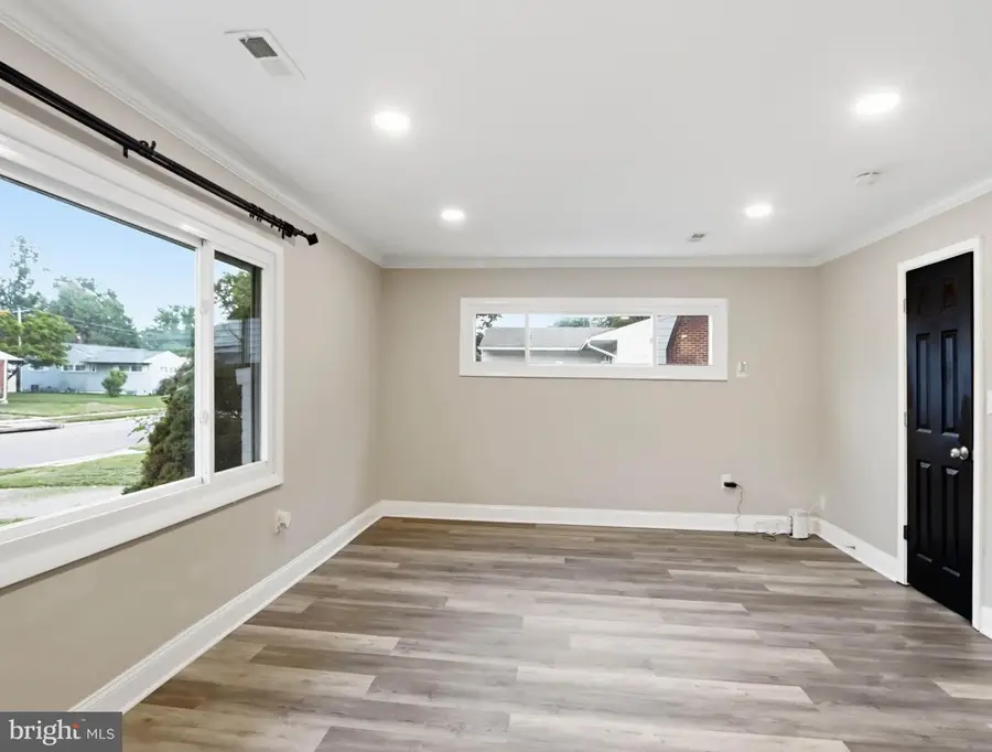 8710 Edgefield Rd, Baltimore, MD 21234 - #3