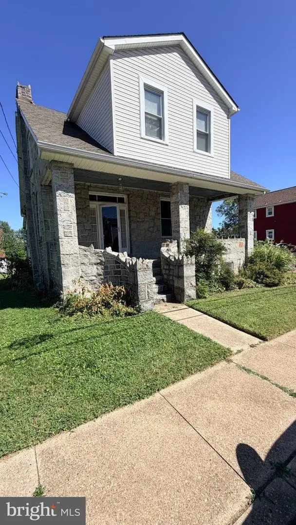 1220 Stevens Ave, Halethorpe, MD 21227 - #2
