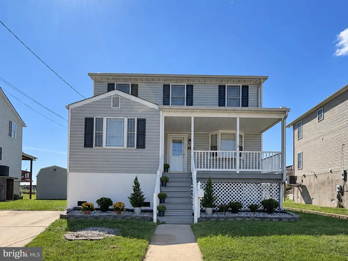 8239 Peach Orchard Rd, Baltimore, MD 21222 - #1