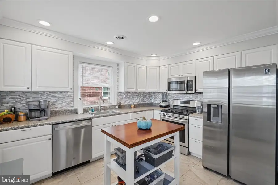 2304 Taylor Ave, Parkville, MD 21234 - #2