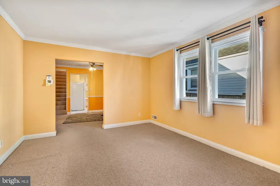 2528 Hillcrest Ave, Parkville, MD 21234 - #3