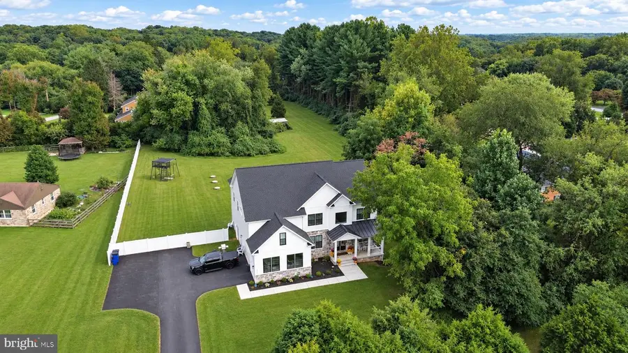 12115 Manor Rd, Glen Arm, MD 21057 - #2