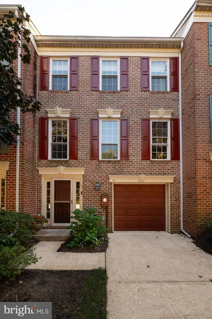 18 Mayapple Ct, Towson, MD 21286 - #3