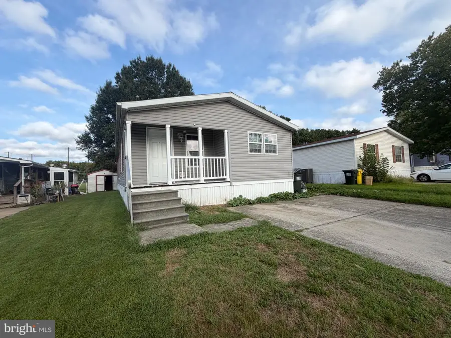 3410 Honeysuckle Ln, Middle River, MD 21220 - #2