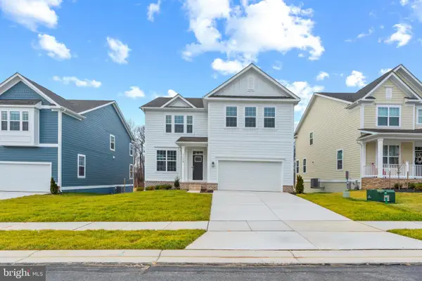 8126 Cypress Point Dr, ROSEDALE, MD 21237