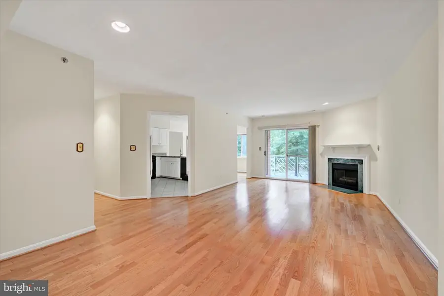 400 Rockfleet Rd #203, Lutherville Timonium, MD 21093 - #3