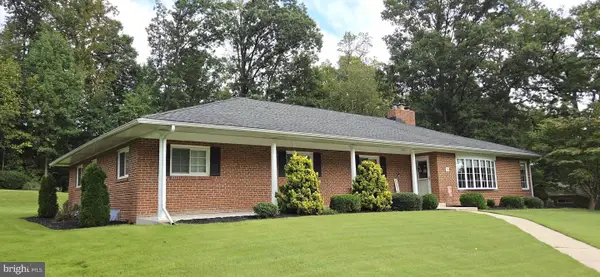 35 Bangert Ave, PERRY HALL, MD 21128