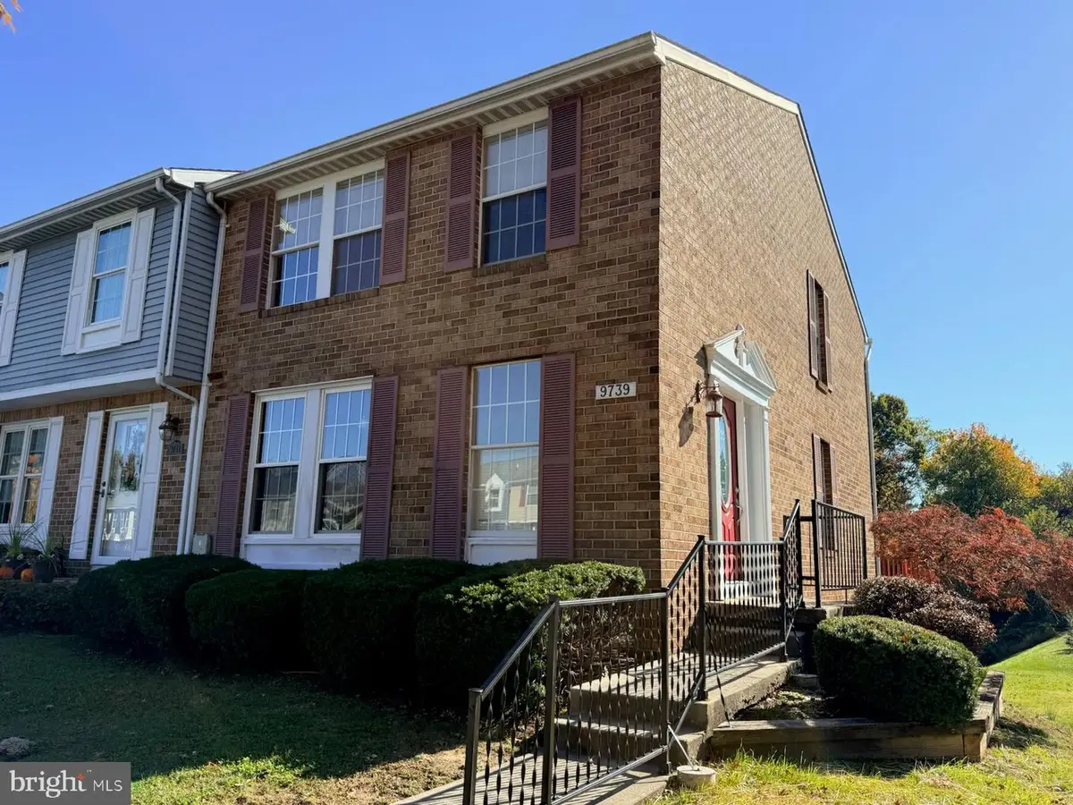 9739 Red Clover Ct, Parkville, MD 21234 - #1