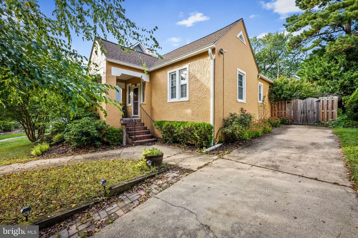 608 Anneslie Rd, Baltimore, MD 21212 - #1