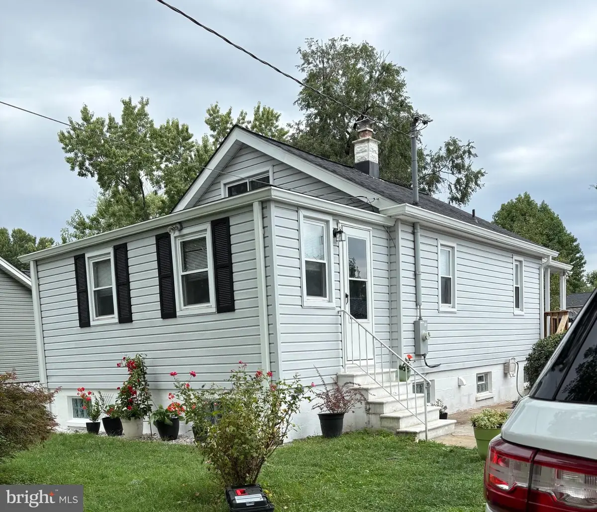 906 Meadow Ave, Baltimore, MD 21222 - #1