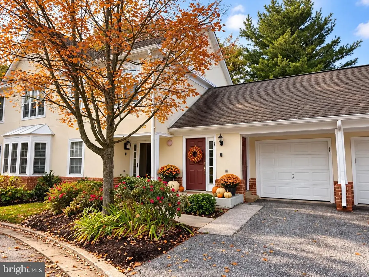 12 Joanna Ct, Pikesville, MD 21208 - #1