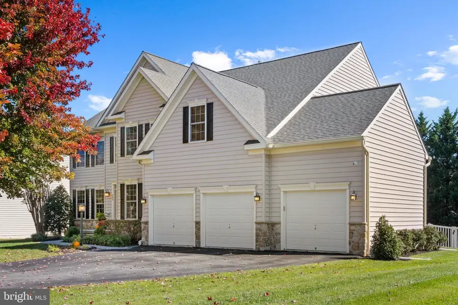 345 Chamborley Dr, Reisterstown, MD 21136 - #2