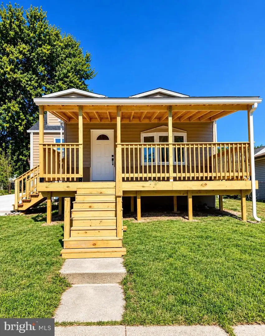 301 Pinewood Rd, Dundalk, MD 21222 - #2