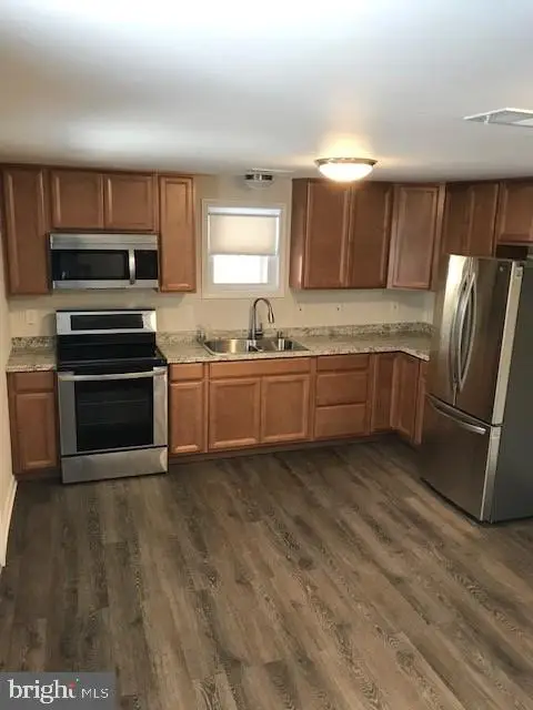 25 Stemmers Run Rd, Essex, MD 21221 - #3