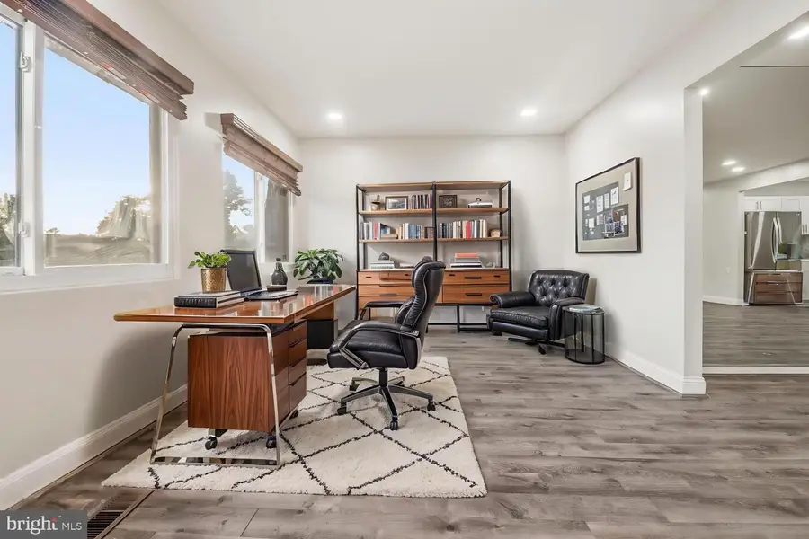 1 Stonehenge Cir #9, Pikesville, MD 21208 - #2