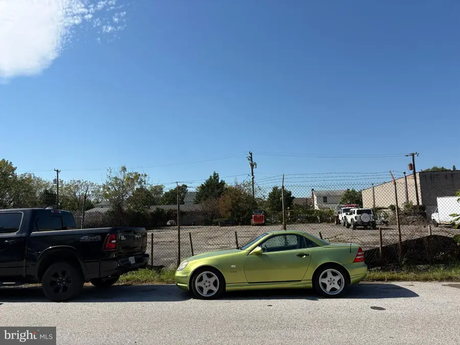 2512 S Snyder Ave, Sparrows Point, MD 21219 - #2