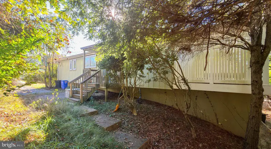 910 Scotts Hill Dr, Pikesville, MD 21208 - #3