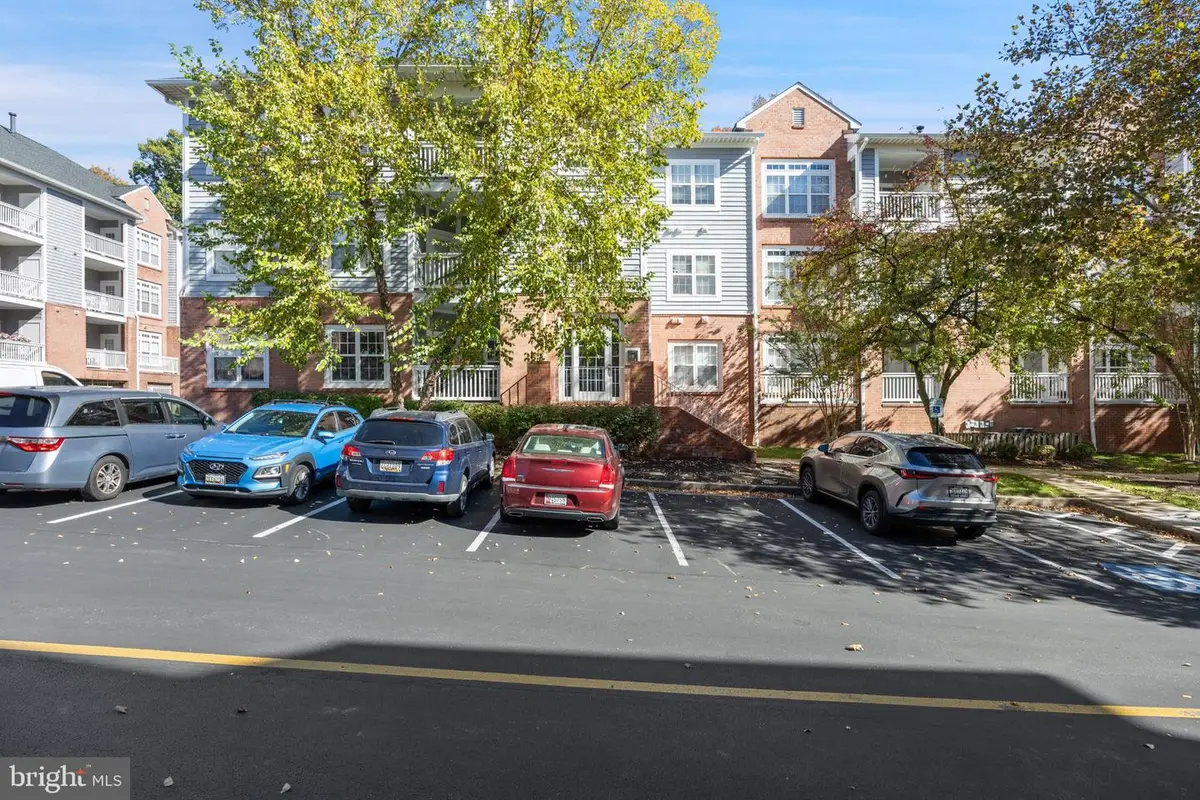 8905 Groffs Mill Dr #8905, Owings Mills, MD 21117 - #1