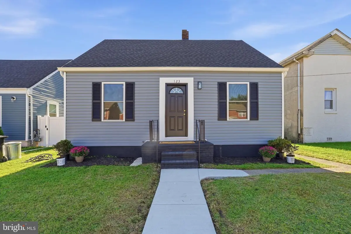 123 Oak St, Baltimore, MD 21222 - #1