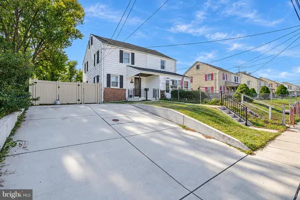 1930 Victory Dr, HALETHORPE, MD 21227