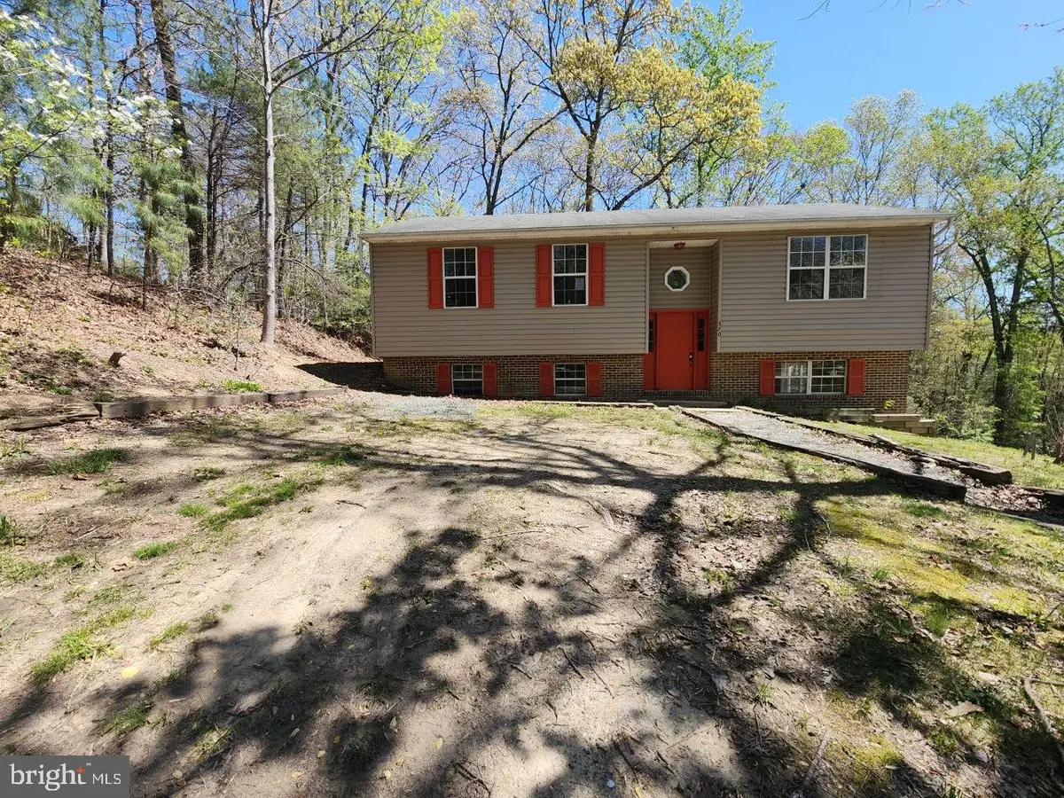 370 Thunderbird Dr, Lusby, MD 20657 - Image #1