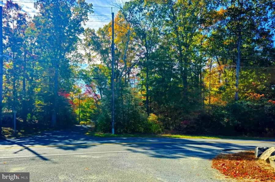 389 Thunderbird Dr, Lusby, MD 20657 - Image #2