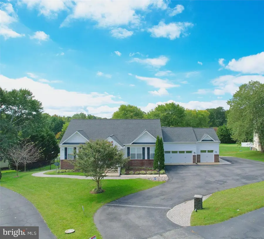 465 Sablewood Dr, Huntingtown, MD 20639 - Image #2