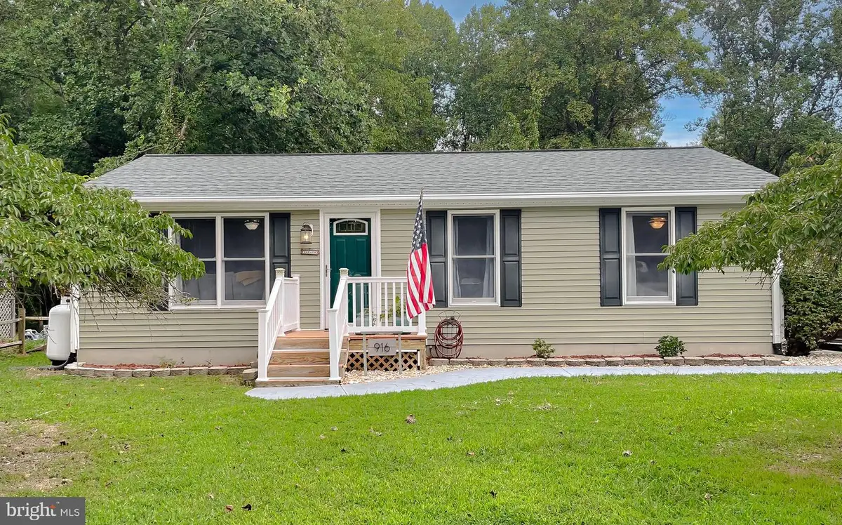 916 Crystal Rock Rd, Lusby, MD 20657 - Image #1