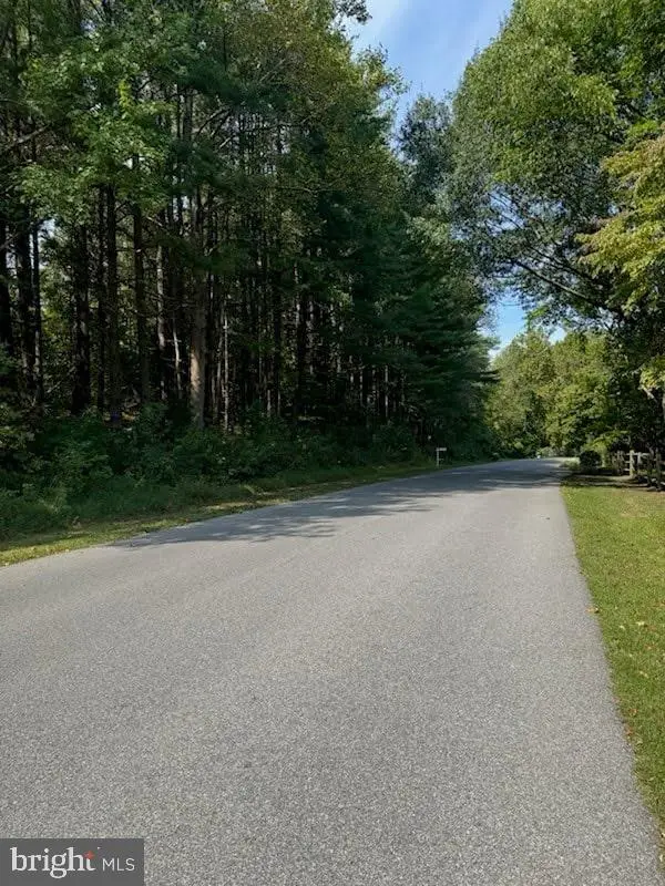 2550 Redbud Ln, Owings, MD 20736 - Image #2