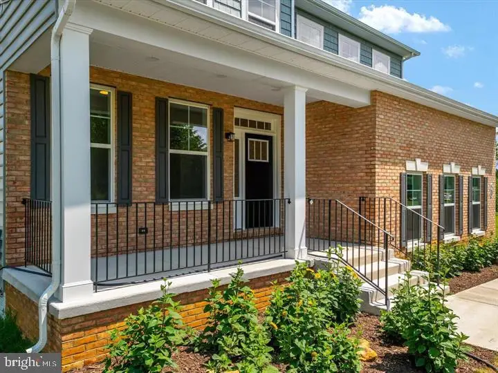 890 Alameda Dr, Huntingtown, MD 20639 - Image #3