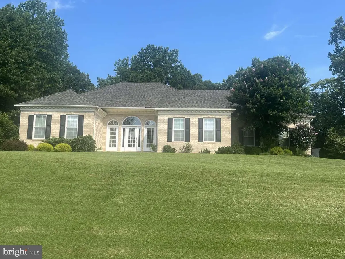 3005 Blackberry Ln, Prince Frederick, MD 20678 - Image #1