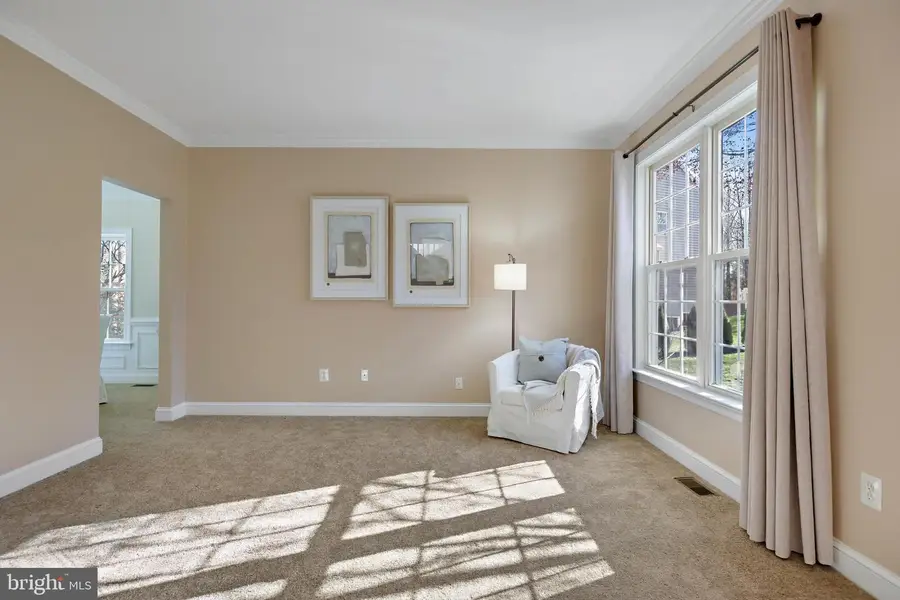 365 Cross Creek Dr, Huntingtown, MD 20639 - Image #3