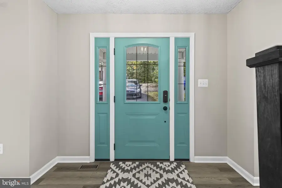 738 Quapaw Ct, Lusby, MD 20657 - Image #3