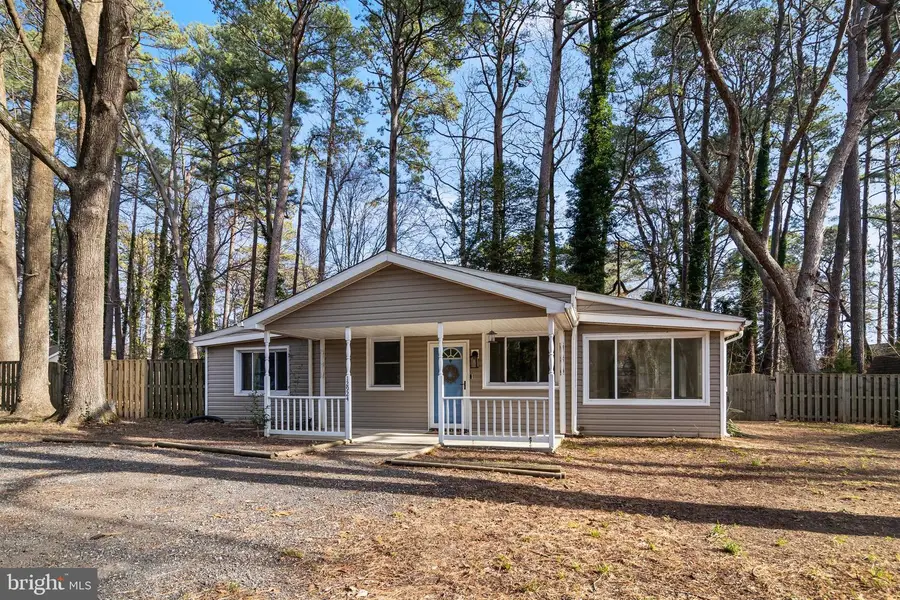 12924 Pine Ln, Lusby, MD 20657 - #2