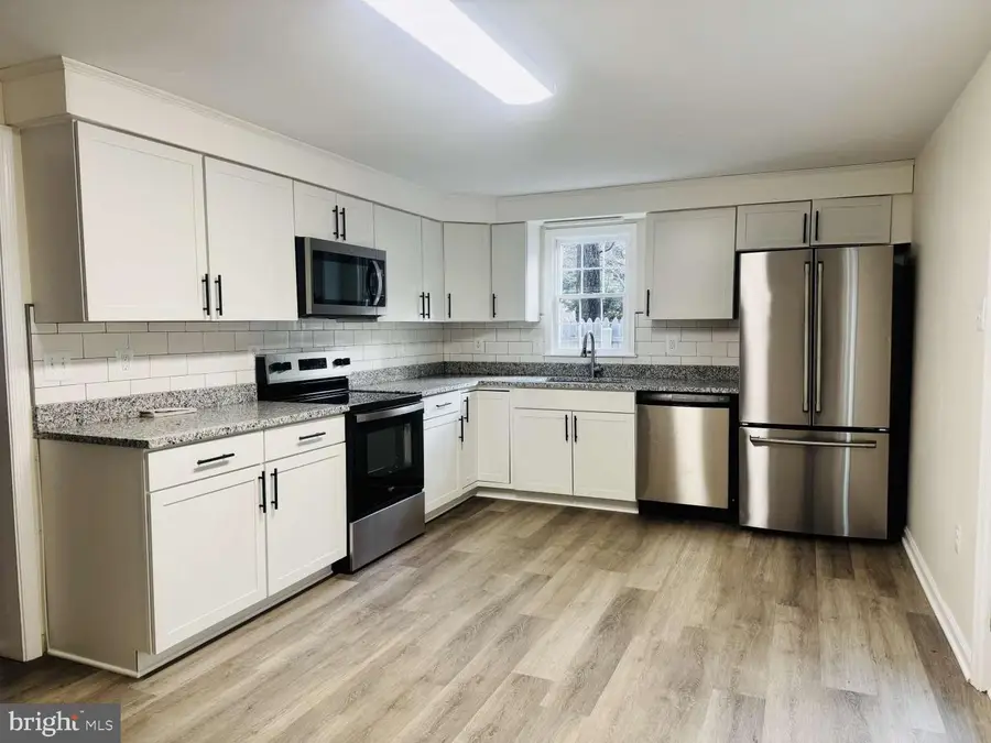 905 Crystal Rock Rd, Lusby, MD 20657 - Image #2