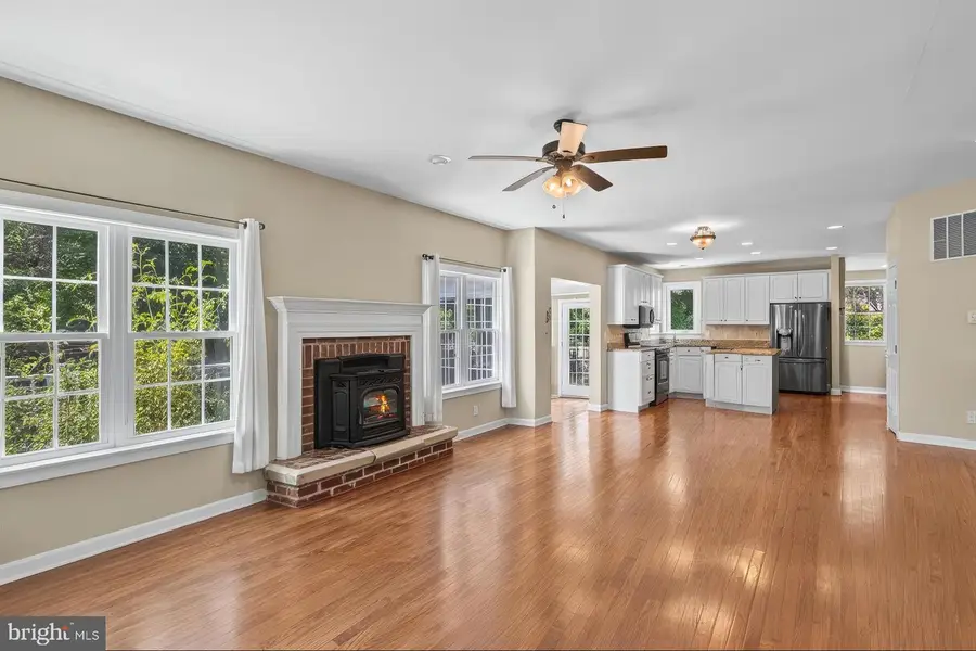 440 Cross Creek Dr, Huntingtown, MD 20639 - #3