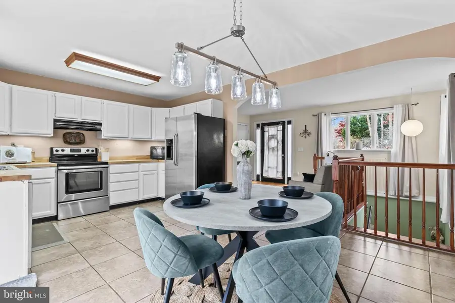 285 Red Cloud Rd, Lusby, MD 20657 - #2