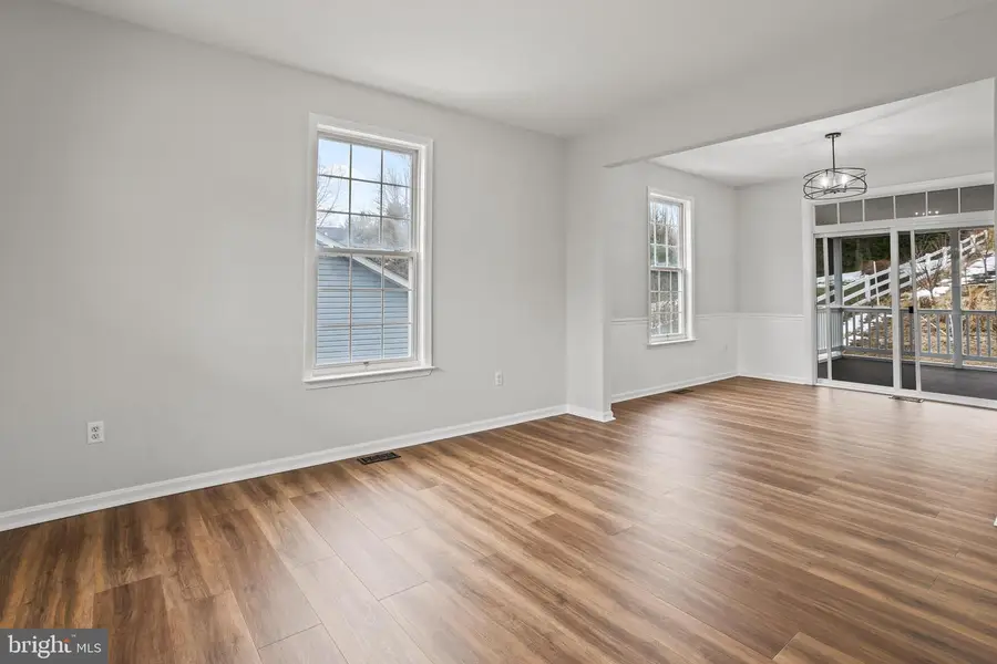 8128 Bayview Hills Dr, Chesapeake Beach, MD 20732 - #3