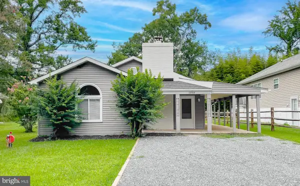 10984 Elm Dr, LUSBY, MD 20657