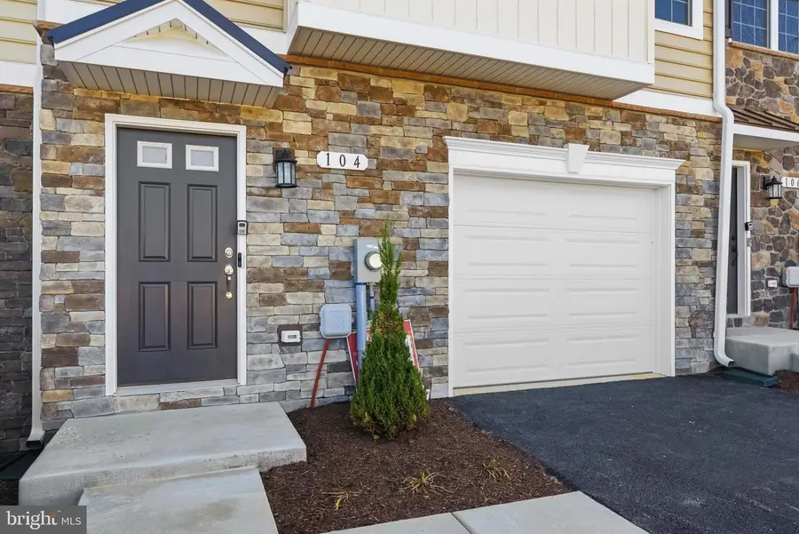 104 Potomac Ct, Prince Frederick, MD 20678 - #2