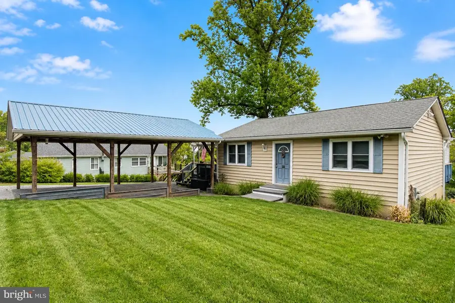 3817 Bayview Dr, Chesapeake Beach, MD 20732 - #2