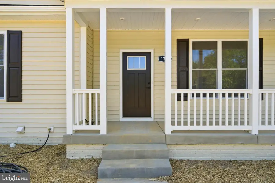 1362 Solomons Island Rd, Huntingtown, MD 20639 - #3