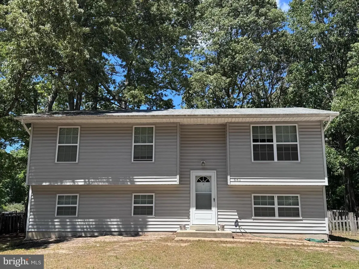 561 White Sands Dr, Lusby, MD 20657 - #1