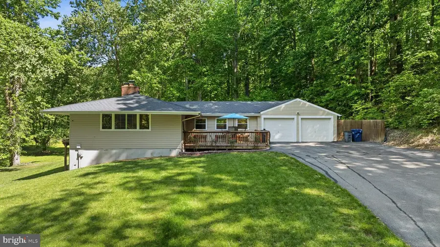 4390 Woodview Ln, Prince Frederick, MD 20678 - #2